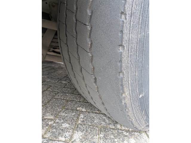 Vrachtwagen met zijlader en containersysteem, iveco, ad260sy/cng, 2017 - afbeelding 44 van  57