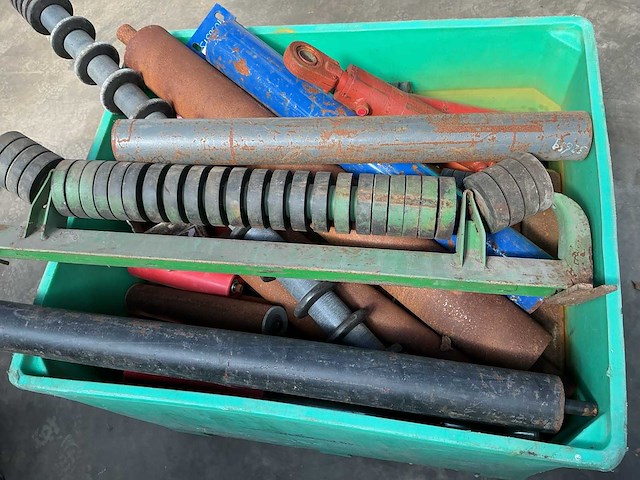Vrachtwagen onderdeel - afbeelding 5 van  5