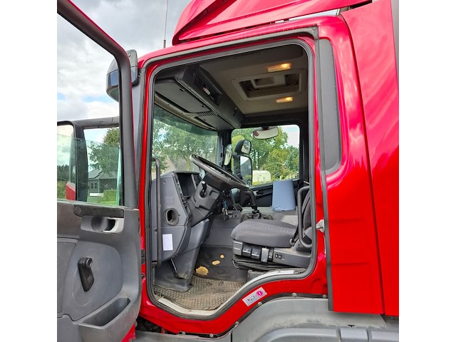 Vrachtwagen, scania, p 230 db4x2mna, 2005 - afbeelding 4 van  46
