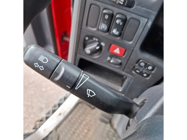 Vrachtwagen, scania, p 230 db4x2mna, 2005 - afbeelding 15 van  46