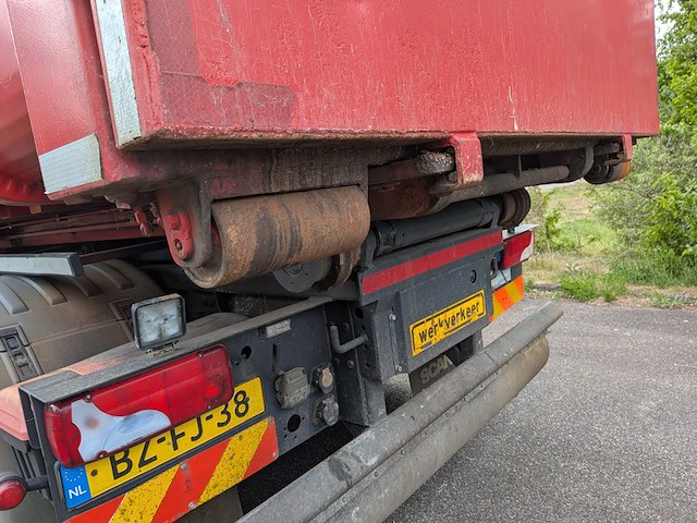 Vrachtwagen, scania, p 360 b 8x2*6, 2011, met autolaadkraan, hiab 288 ep-3 hipro - afbeelding 14 van  47