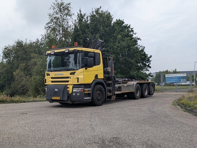 Vrachtwagen, scania, p 380 b 8x4*4, 2008, met autolaadkraan, hiab en haakarmsysteem, multilift - afbeelding 1 van  41