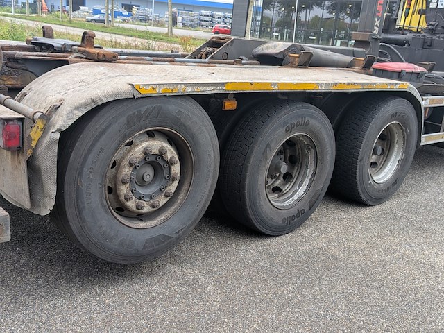 Vrachtwagen, scania, p 380 b 8x4*4, 2008, met autolaadkraan, hiab en haakarmsysteem, multilift - afbeelding 14 van  41