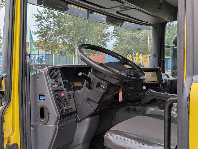 Vrachtwagen, scania, p 380 b 8x4*4, 2008, met autolaadkraan, hiab en haakarmsysteem, multilift - afbeelding 21 van  41