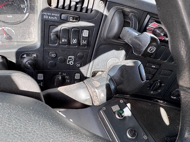 Vrachtwagen, scania, p360 4x4 met palfinger m1202 kraan en 3-zijdig kipsysteem, 2013 - afbeelding 26 van  47