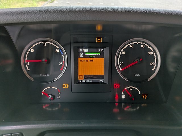 Vrachtwagen, scania, p450, 2017, met autolaadkraan, hmf 2120 en haakarmsysteem, hyva - afbeelding 28 van  39
