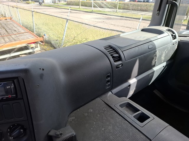 Vrachtwagen (trekker), scania, p 270 da 4x2mna, 2005 - afbeelding 7 van  36