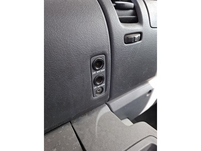 Vrachtwagen (trekker), scania, p 270 da 4x2mna, 2005 - afbeelding 13 van  36