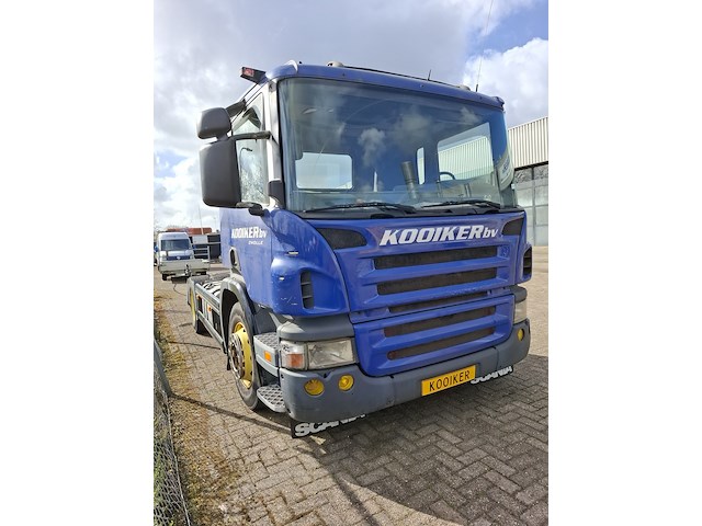 Vrachtwagen (trekker), scania, p 270 da 4x2mna, 2005 - afbeelding 23 van  36