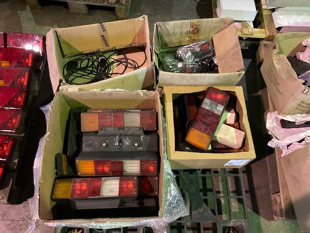 Vrachtwagen verlichting - afbeelding 1 van  5