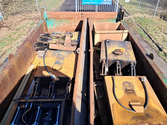 Vrachtwagen, volvo, fe s 4x2r, 2008, met kraan, hiab 144ds-2 hiduo - afbeelding 13 van  56