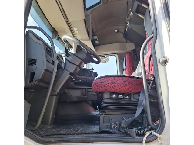 Vrachtwagen, volvo, fh, 2016 - afbeelding 5 van  34