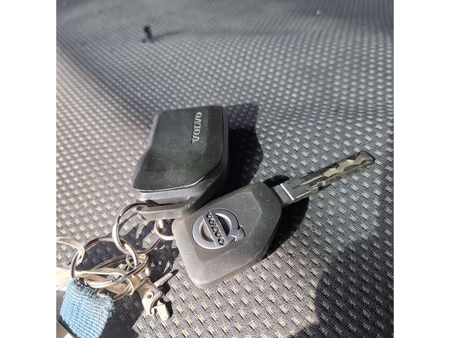 Vrachtwagen, volvo, fh, 2016 - afbeelding 11 van  34