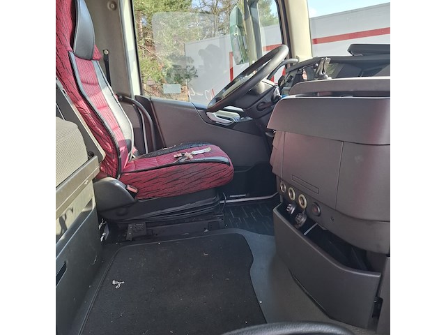 Vrachtwagen, volvo, fh, 2016 - afbeelding 21 van  34