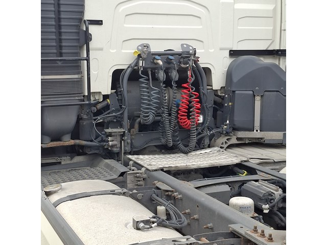 Vrachtwagen, volvo, fh, 2016 - afbeelding 5 van  41