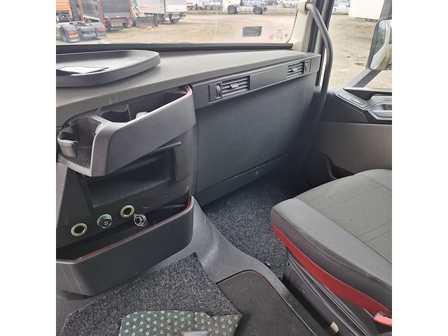 Vrachtwagen, volvo, fh, 2016 - afbeelding 14 van  41