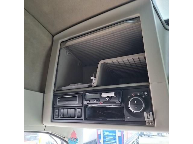 Vrachtwagen, volvo, fh, 2016 - afbeelding 18 van  41