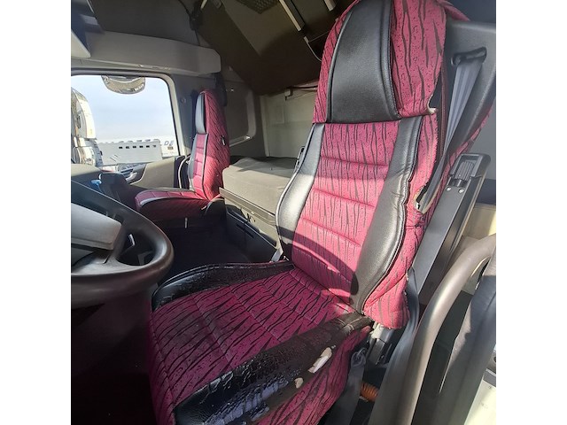 Vrachtwagen, volvo, fh / euro-6 / 345kw, 2016 - afbeelding 10 van  34