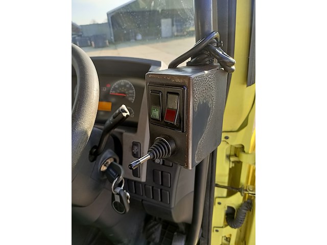 Vrachtwagen, volvo, fll 42, 2009, met veegopbouw, johnston - afbeelding 9 van  35