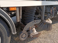 Vrachtwagen, volvo, fll 42, 2009, met veegopbouw, johnston - afbeelding 14 van  35