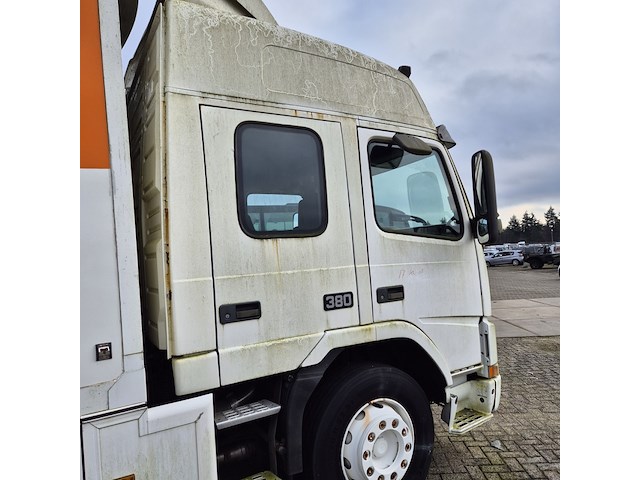 Vrachtwagen, volvo, fm 12, 2001 - afbeelding 4 van  26