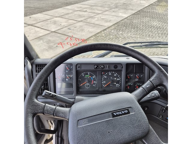 Vrachtwagen, volvo, fm 12, 2001 - afbeelding 15 van  26
