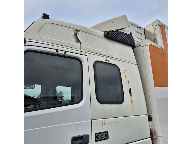 Vrachtwagen, volvo, fm 12, 2001 - afbeelding 21 van  26