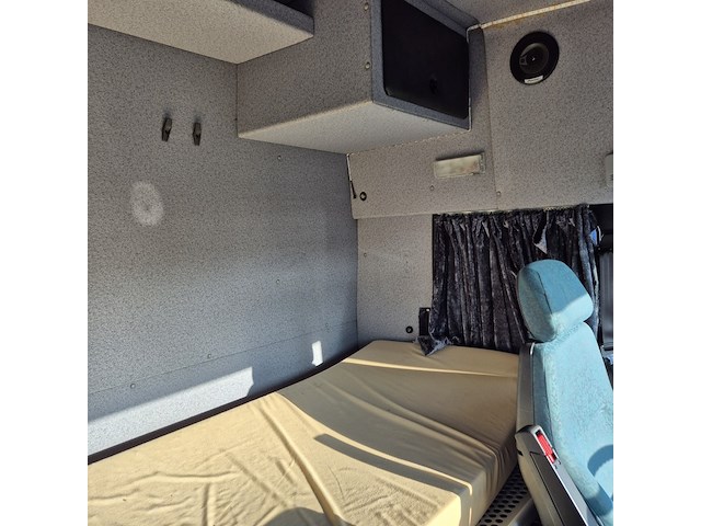 Vrachtwagen, volvo, fm 12, 2001 - afbeelding 10 van  28