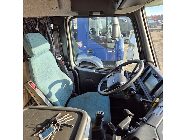 Vrachtwagen, volvo, fm 12, 2001 - afbeelding 11 van  28