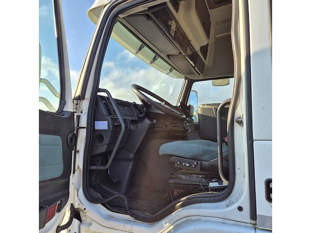 Vrachtwagen, volvo, fm 12, 2001 - afbeelding 13 van  28
