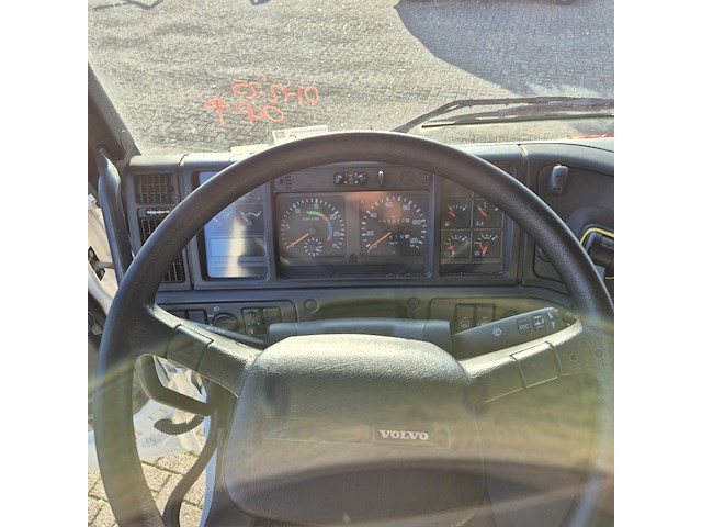 Vrachtwagen, volvo, fm 12, 2001 - afbeelding 16 van  28