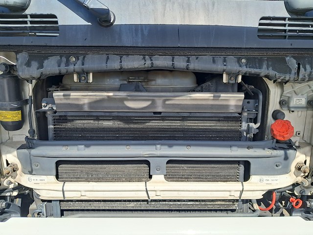 Vrachtwagen, volvo, fm 330 eev 6x2, 2011, met haakarmsysteem, hiab xr21s56s rw-dtla - afbeelding 31 van  58