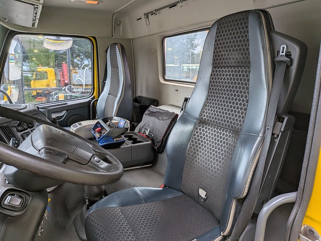 Vrachtwagen, volvo, fmx 410 6x6, 2012, met autolaadkraan, hmf 1420-k2 - afbeelding 21 van  47