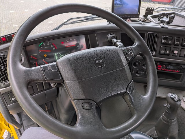 Vrachtwagen, volvo, fmx 410 6x6, 2012, met autolaadkraan, hmf 1420-k2 - afbeelding 22 van  47