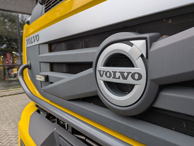Vrachtwagen, volvo, fmx 410 6x6, 2012, met autolaadkraan, hmf 1420-k2 - afbeelding 47 van  47