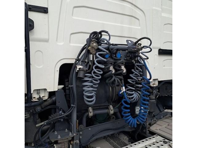 Vrachtwagen, volvo - afbeelding 14 van  17