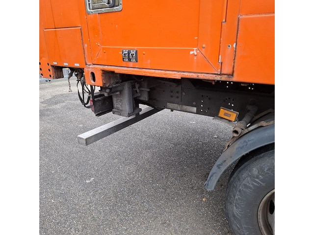 Vrachtwagen voorzien van hogedruk waterstraalmachine, scania, r410, oranje, 2016 - afbeelding 15 van  65