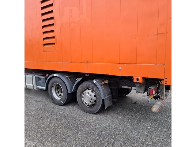 Vrachtwagen voorzien van hogedruk waterstraalmachine, scania, r410, oranje, 2016 - afbeelding 32 van  65