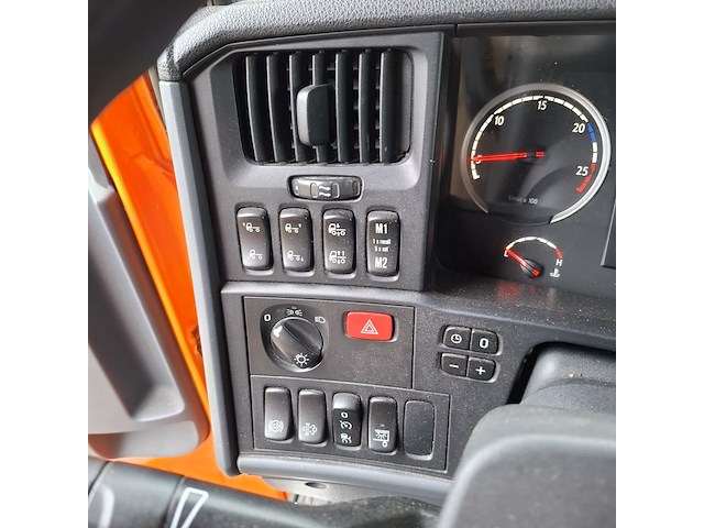 Vrachtwagen voorzien van hogedruk waterstraalmachine, scania, r410, oranje, 2016 - afbeelding 53 van  65