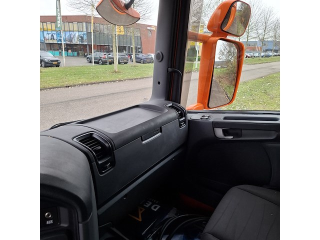 Vrachtwagen voorzien van hogedruk waterstraalmachine, scania, r410, oranje, 2016 - afbeelding 61 van  65