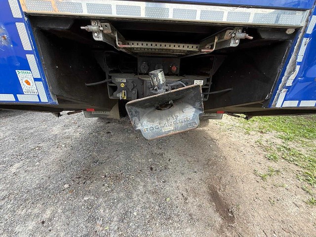 Vrachtwagen - afbeelding 11 van  16