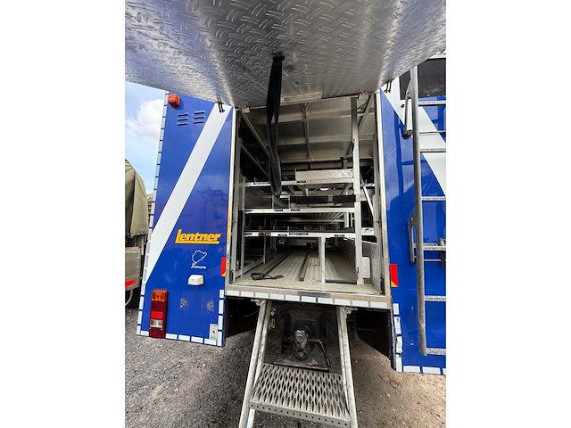 Vrachtwagen - afbeelding 14 van  16