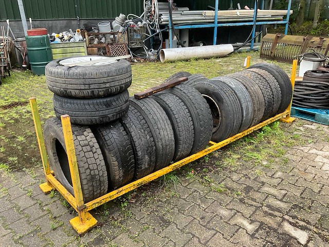 Vrachtwagenband (14x) - afbeelding 3 van  9