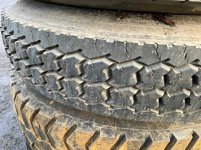 Vrachtwagenband (4x) - afbeelding 8 van  9