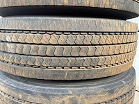 Vrachtwagenband (4x) - afbeelding 1 van  3