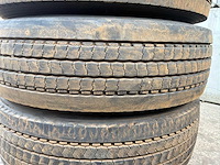 Vrachtwagenband (4x) - afbeelding 2 van  3