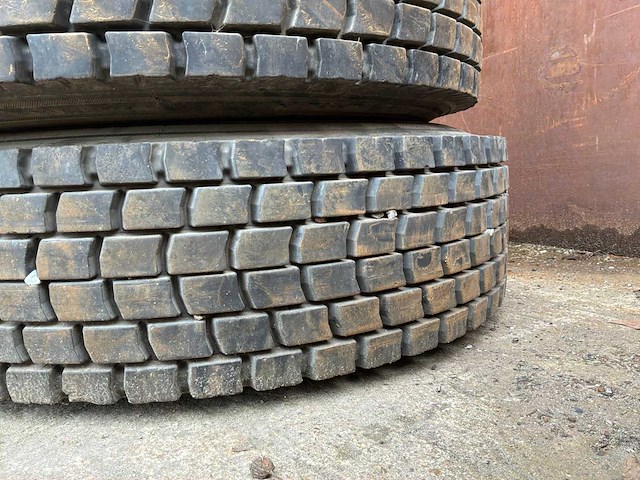 Vrachtwagenband (4x) - afbeelding 7 van  9