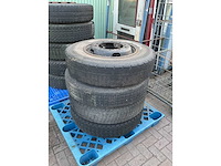 Vrachtwagenband met velg 10 r22,5 (8x) - afbeelding 5 van  6