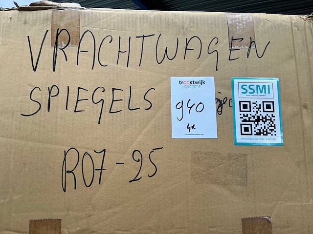 Vrachtwagenspiegels zie afbeeldingen diverse interne transporten (4x) - afbeelding 4 van  4