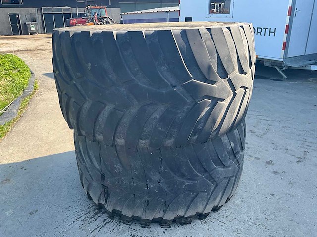 Vredestein - flotation trac 750/60r30.5 - tyre, wheel and rim (2x) - afbeelding 3 van  6